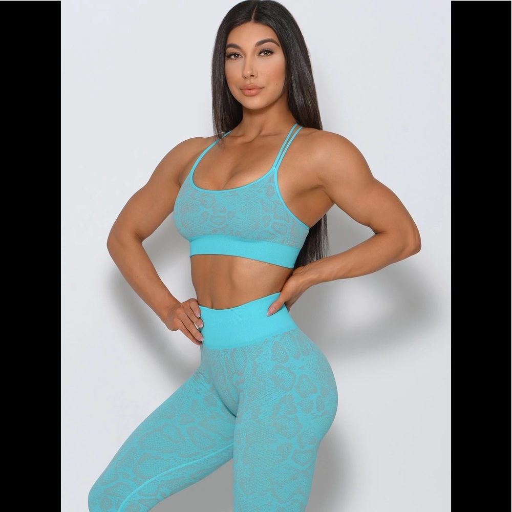 Bombshell Sportswear Sport’s Bra Size XS/S NWOT